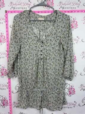 NEVADA blouse Lightweight Floral V-Neck Peasant Blouse - Sage Floral